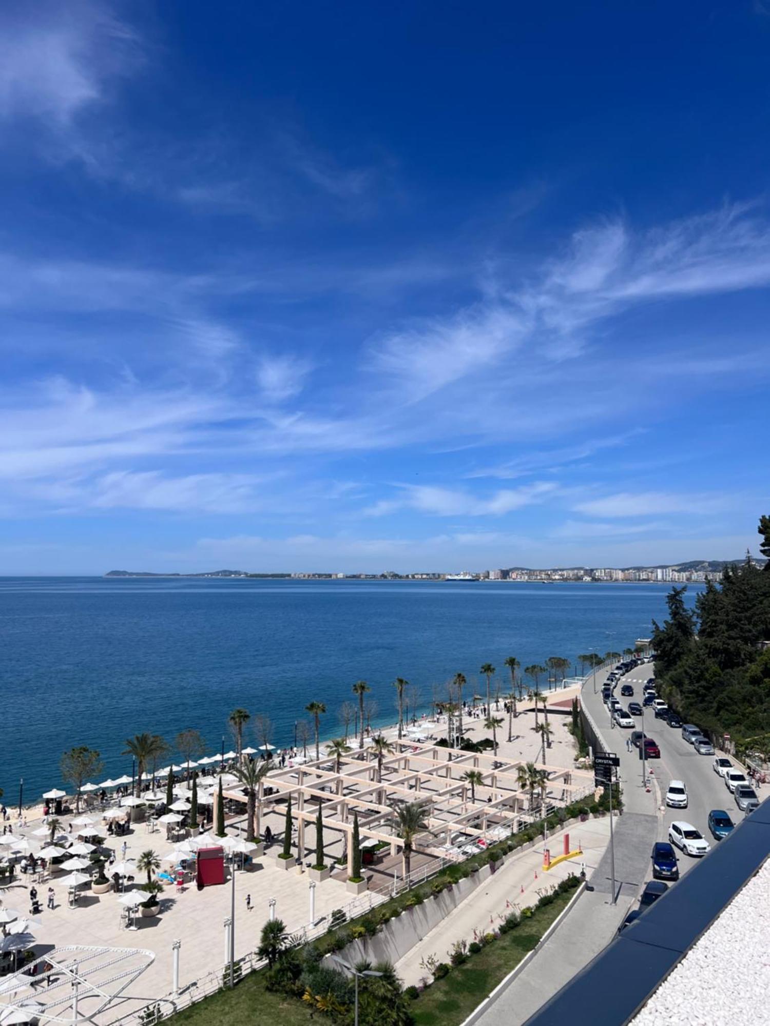Soleil Apartment With Sunbed & Umbrella Вльора Екстер'єр фото